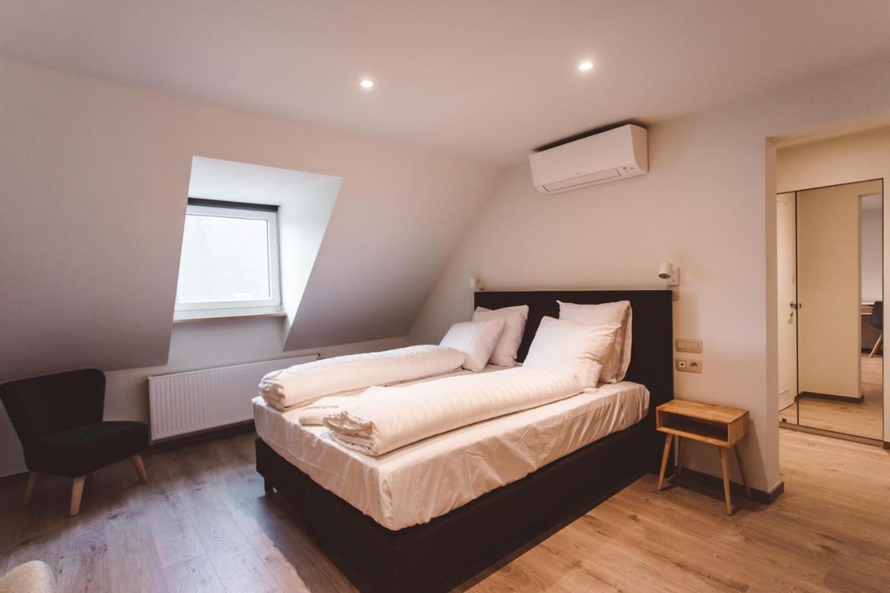 Hdc Nivelles Grand-Place Eksteriør billede